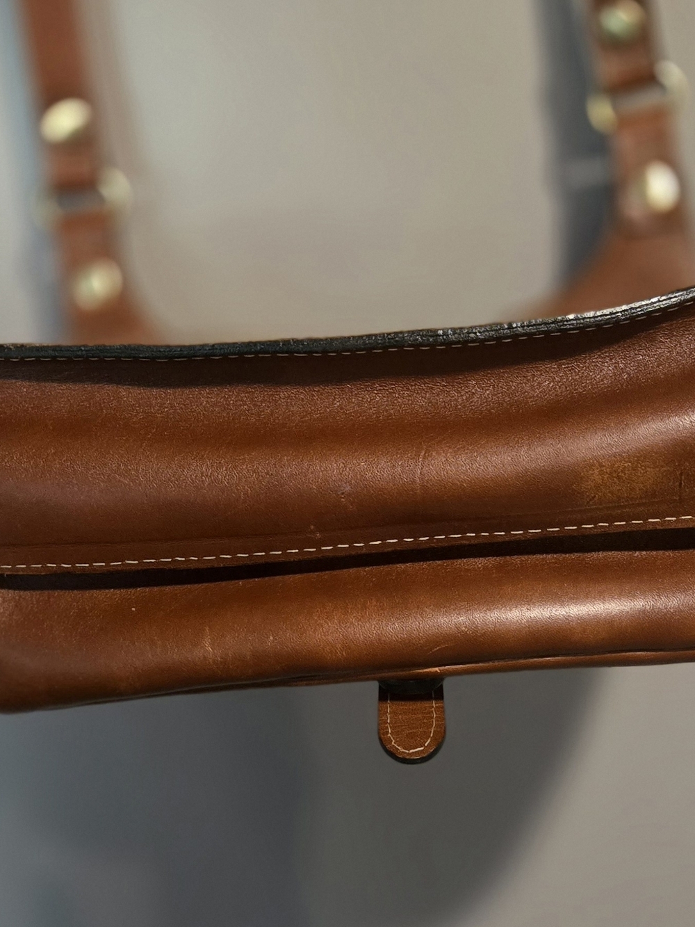 Patricia Nash London Saddle Bag - Cognac - Picture 3 of 7